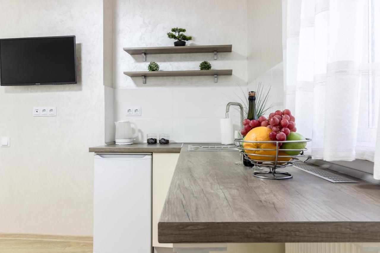 City Center Vip Studio Apartment Lviv Ngoại thất bức ảnh