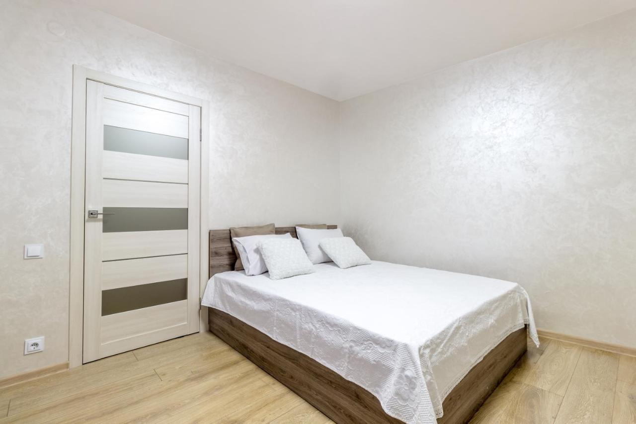 City Center Vip Studio Apartment Lviv Ngoại thất bức ảnh